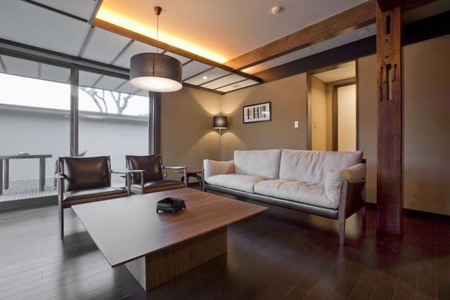 [Club Lounge Access] Antique Villa 4 Beds