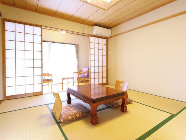 Japanese-style 8tatami mats room, Non Smoking