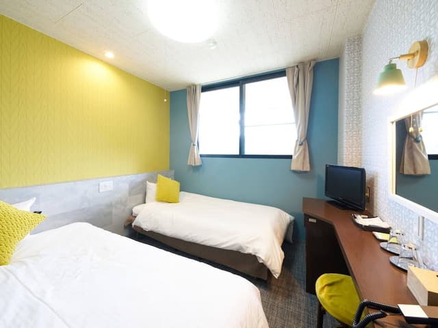 Standard Twin Room