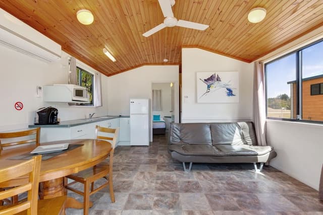 Ensuite Cabin