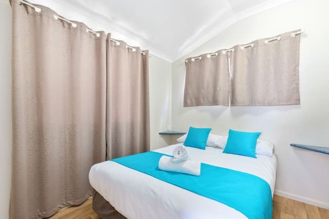 Ensuite Cabin