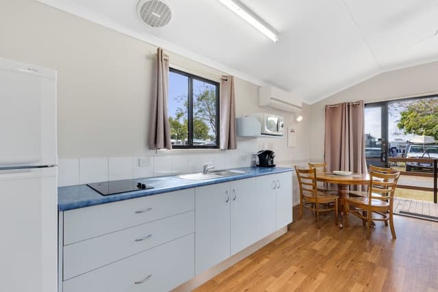 Ensuite Cabin