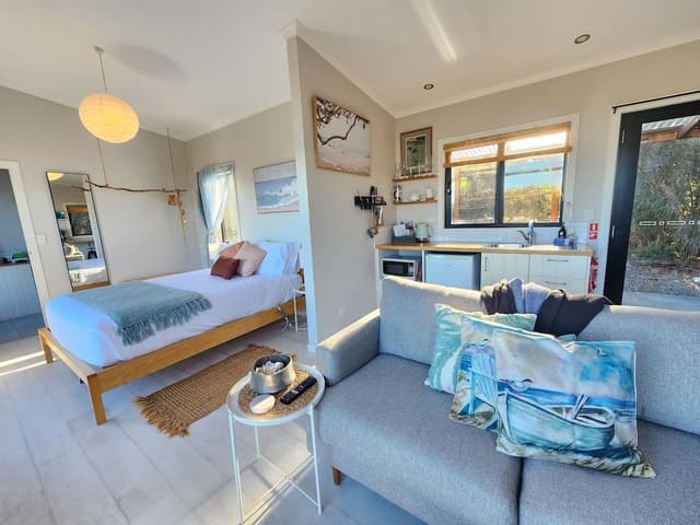 Panoramic Studio, 1 Queen Bed, Ocean View, Sea Facing (Adrift #1)