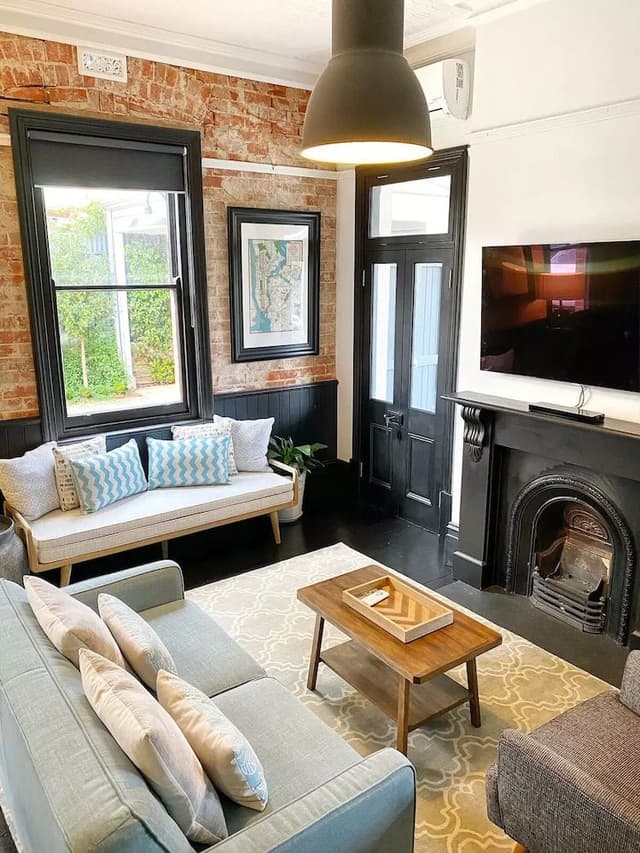 Luxury Apartment, 1 Bedroom, Fireplace, Poolside