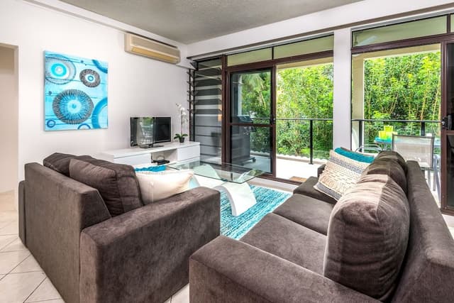 Deluxe Apartment, 3 Bedrooms, 2 Bathrooms, Garden View