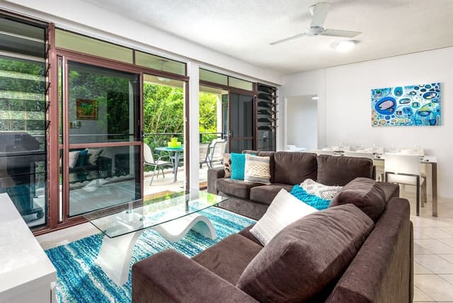 Deluxe Apartment, 3 Bedrooms, 2 Bathrooms, Garden View