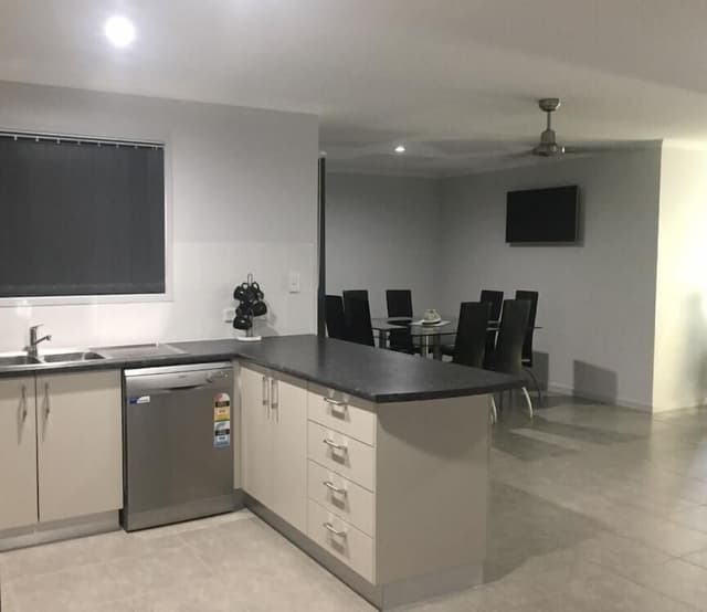 House, 4 Bedrooms