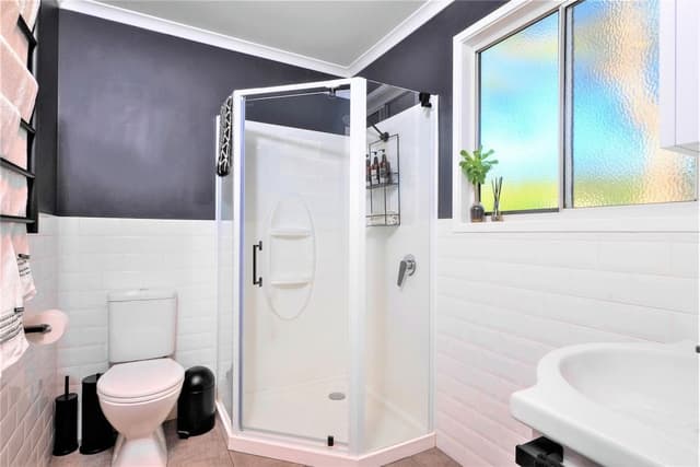 House, 2 Bedrooms