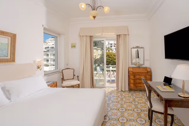 Standard Double or Twin Room, Balcony, Garden View