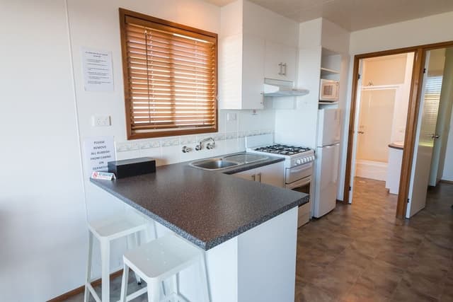 Seaview Cabin - 2 Bedrooms