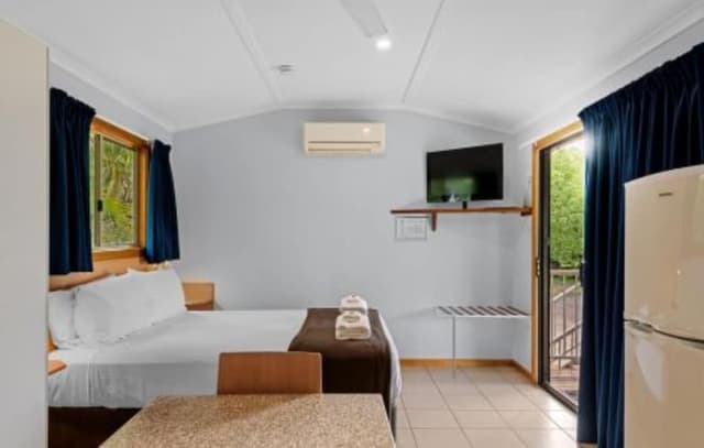 Standard Studio Cabin - Sleeps 2