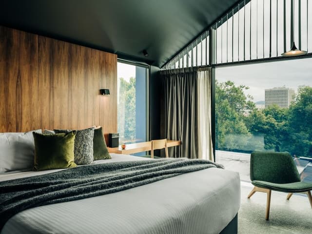 Superior Room (Grove Bath)
