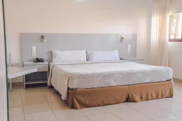 Suite (3 Adults + 1 Child)
