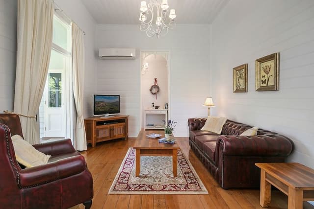 Standard Suite, 2 Bedrooms, Non Smoking, Kitchen (Dovecote Cottage)