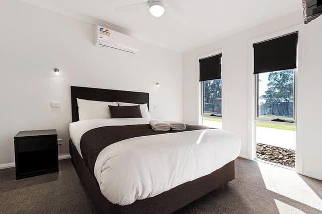 Deluxe 3 Bedroom Villa - Sleeps 6