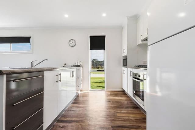 Deluxe 3 Bedroom Villa - Sleeps 6