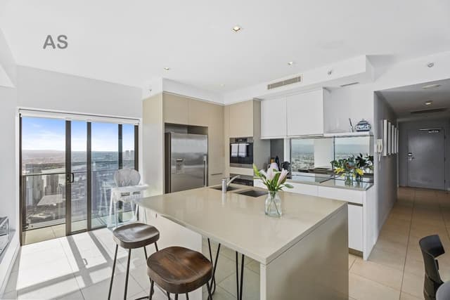 Level 43 Luxurious Apartment, 3 Bedrooms, Accessible, Ocean View