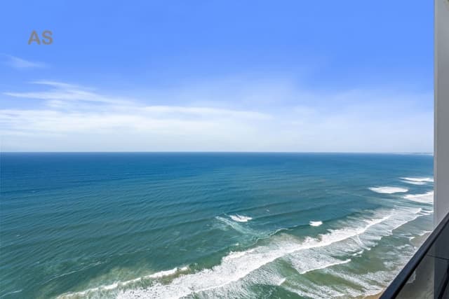 Level 56 Luxury Apartment, 3 Bedrooms, 2 Bathrooms, Ocean View