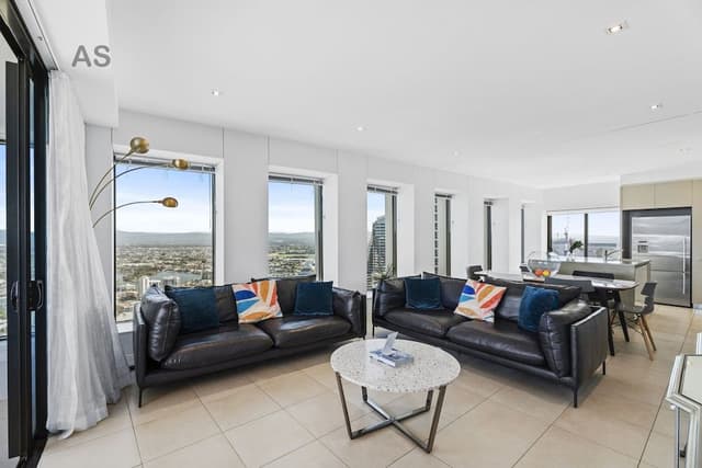 Level 43 Luxurious Apartment, 3 Bedrooms, Accessible, Ocean View