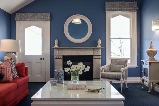 Signature Suite, 1 King Bed, Balcony, Garden View