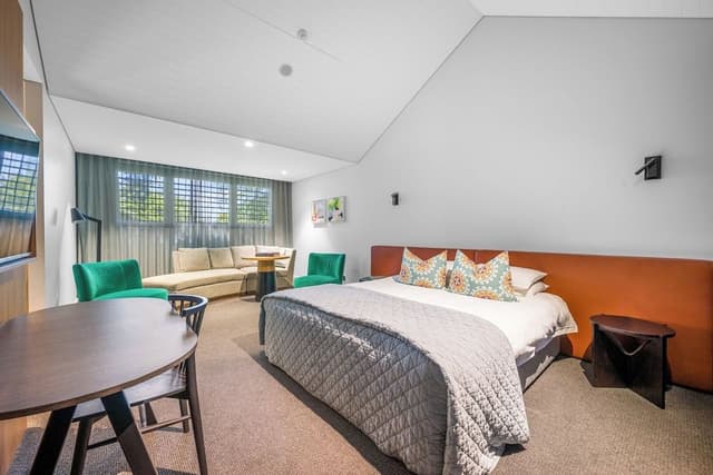 Executive Suite, 1 King Bed