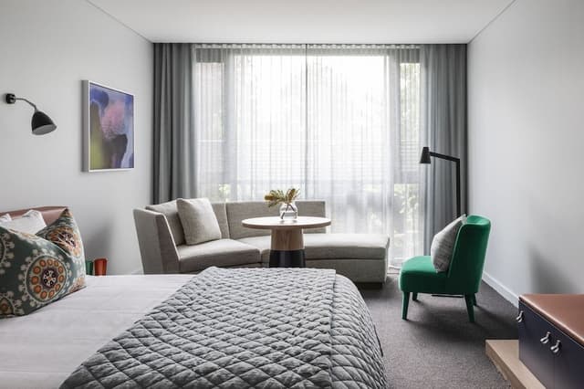 Guest Room - King/Twin
