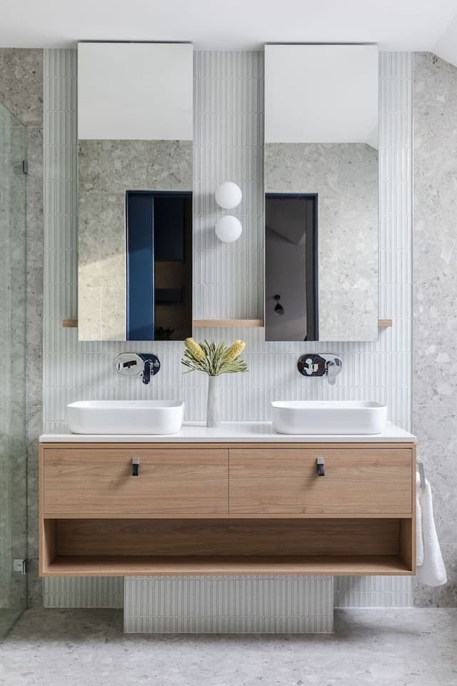 Guest Suite - King/Twin