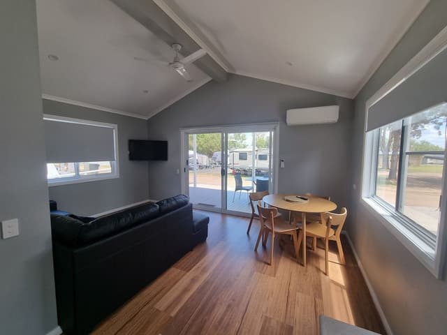Deluxe Villa, 2 bedrooms, 1 living room