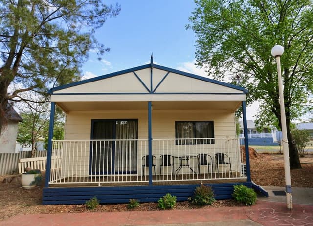 Super Deluxe Cabin