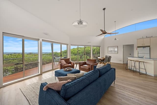 Panoramic Apartment, 2 Bedrooms, Non Smoking, Partial Ocean View