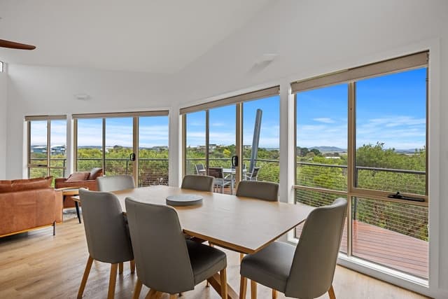 Panoramic Apartment, 2 Bedrooms, Non Smoking, Partial Ocean View