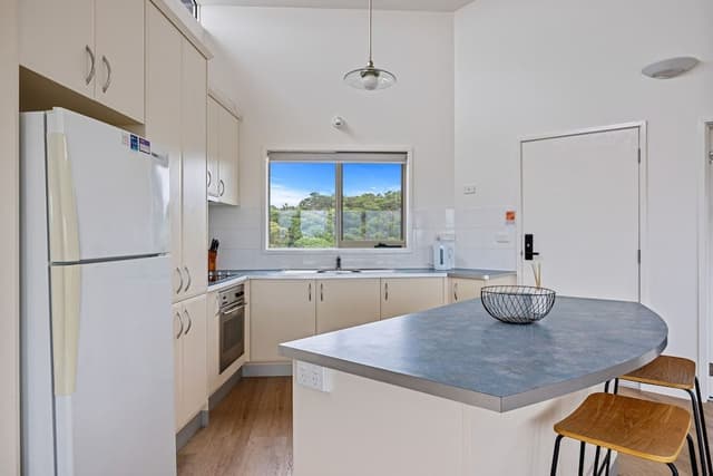 Panoramic Apartment, 2 Bedrooms, Non Smoking, Partial Ocean View