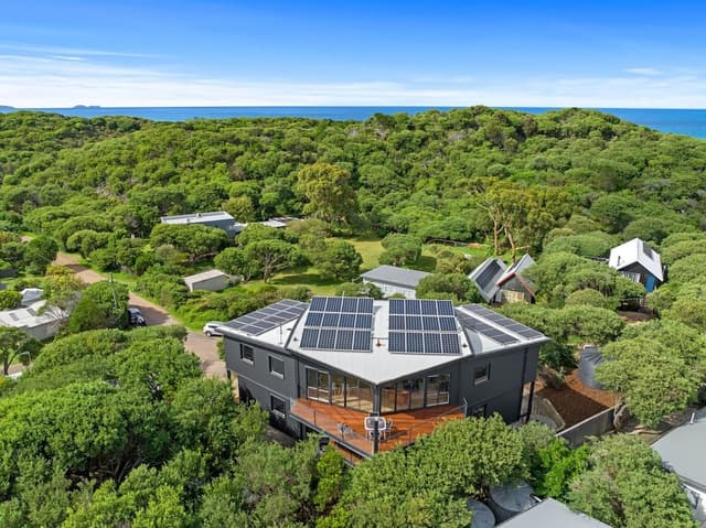 Panoramic Apartment, 2 Bedrooms, Non Smoking, Partial Ocean View