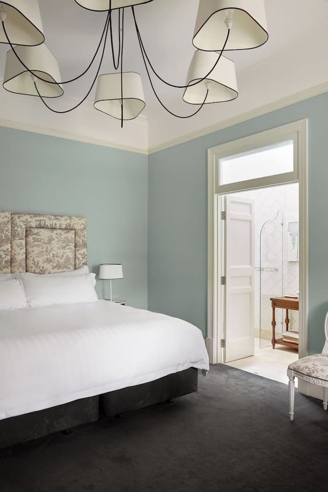Superior Room, 1 King Bed