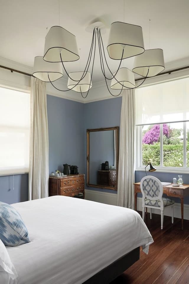 Luxury Room, 1 Queen Bed, Vineyard View