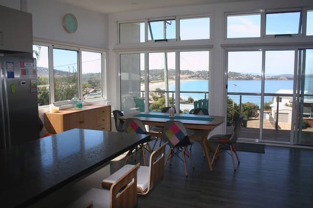 Superior House, Beach View