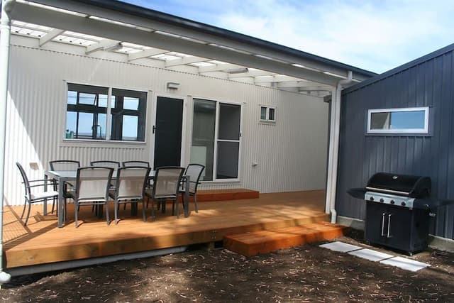Superior House, Beach View