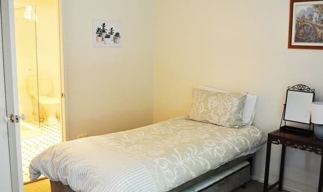 Kookaburra Luxury Cottage