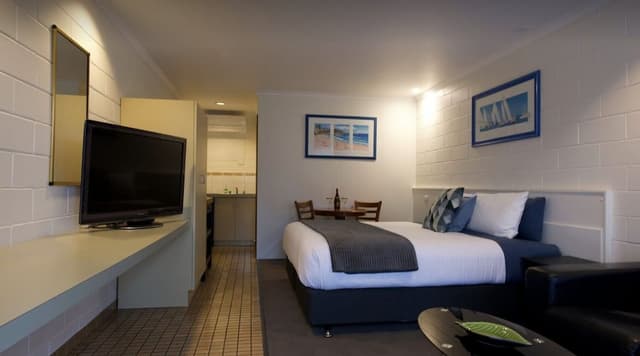 Deluxe Room, 1 King Bed