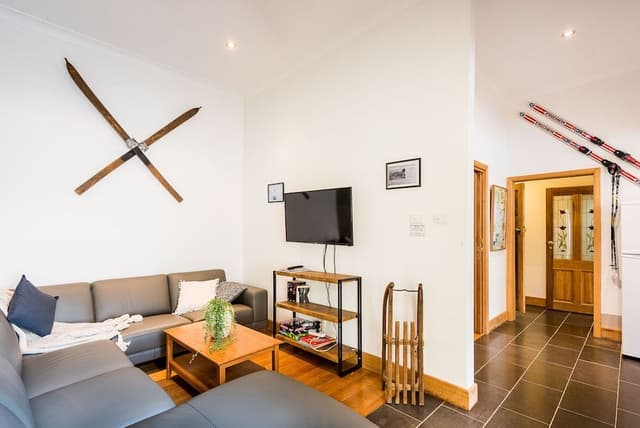 Standard Bungalow, 2 Bedrooms (The Razorback)