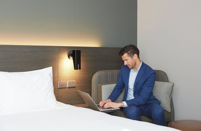 Standard Room, 1 King Bed (High Floor)