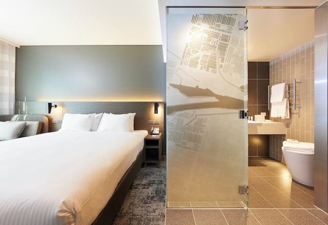 Standard Room, 1 King Bed (High Floor)