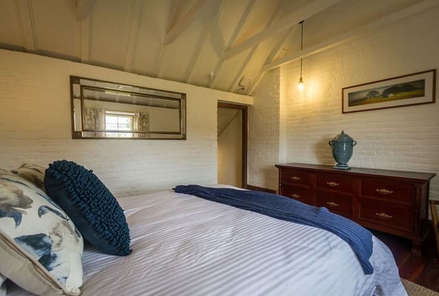 The Barracks, Smith suite