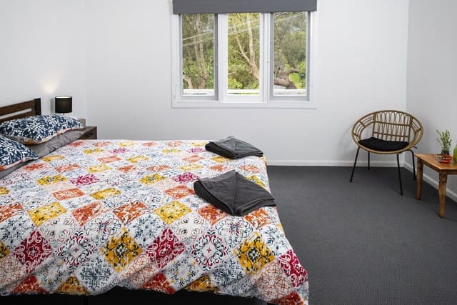House, 4 Bedrooms, Mountain View