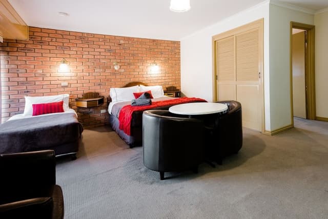 Standard Family Room