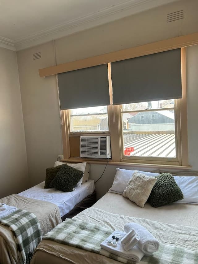 Standard Room, Non Smoking (Triple Ensuite Room)