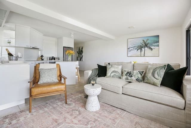 Apartment, 1 King Bed, Balcony, Ocean View