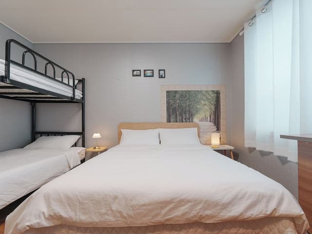 Family Room, Non Smoking, Private Bathroom (Breakfast not provided/Room Type Random Assignment)