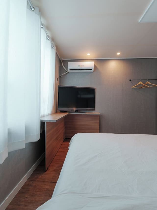 Family Room, Non Smoking, Private Bathroom (Breakfast not provided/Room Type Random Assignment)