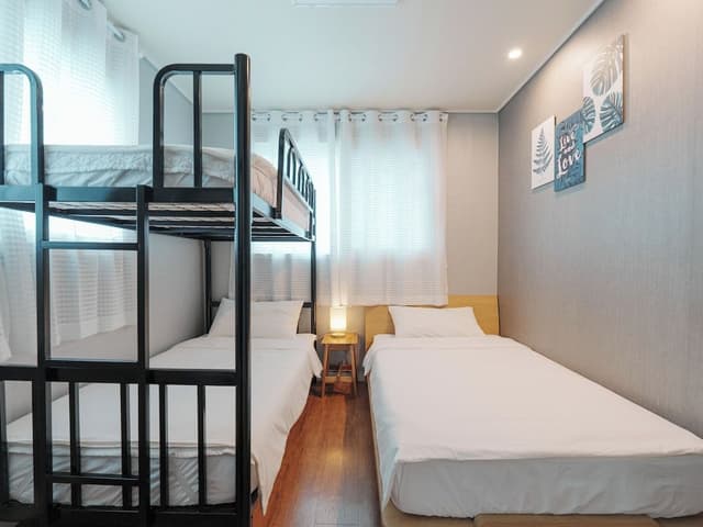 Standard Triple Room, 1 Bedroom, Non Smoking, Private Bathroom (Breakfast not provided)